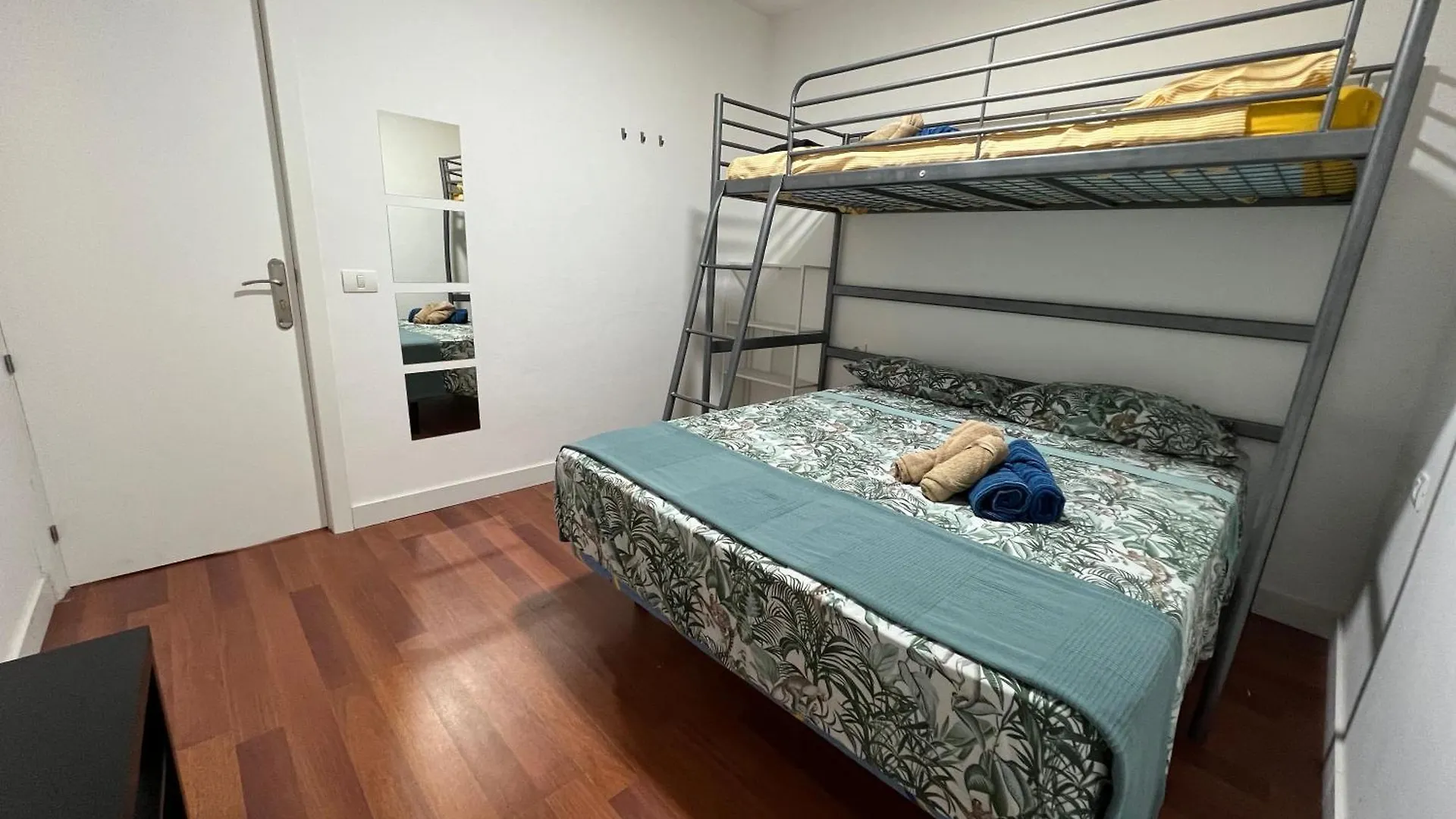 B&B Paraiso Tenerife Los Abrigos Bed & Breakfast